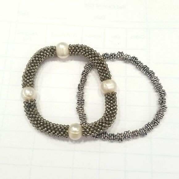 Set of two Silvertone Bracelets - Picture 1 of 4
